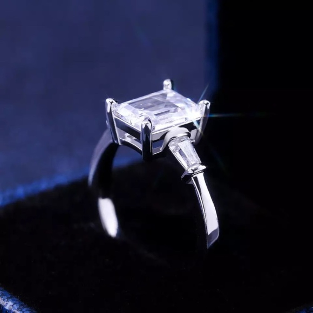 2.55Ct Emerald Cut AAA Color Clear Simulated Diamond CZ Crystal Solitaire Ring